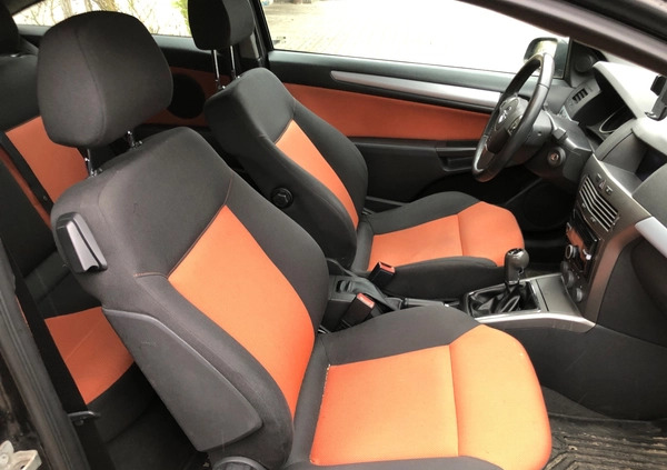 Opel Astra cena 11400 przebieg: 296000, rok produkcji 2006 z Żagań małe 56
